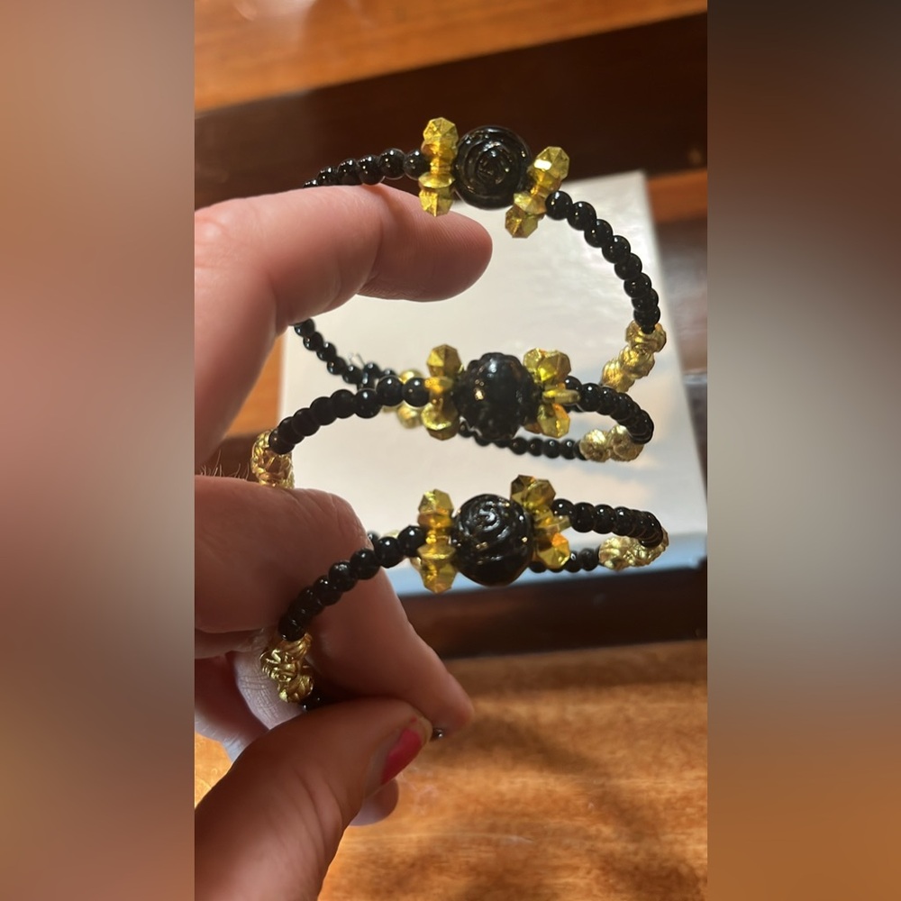 NNW ‘Attract Wealth’ Black/Gold Bracelet - Picture 2 of 5